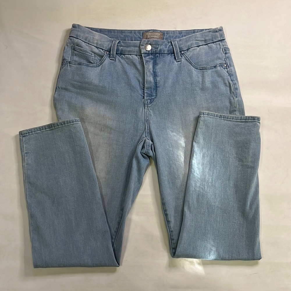 Chico’s Jeans Women’s Size 6 Fabulously Slimming Light-washed Denim Ankle Jeans
